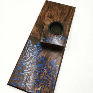 Brûleur d'encens en résine WoodFlow Luxe, support en bois massif fait main avec design artistique en époxy et cendrier pour la méditation et un usage moderne - Product Image 1