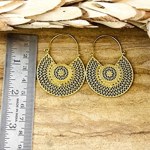 Nouvelles Boucles d'Oreilles Bohèmes Tendance, Bijoux Tribaux en Laiton pour Femmes, Créoles Géométriques Filigranes Plaqué Or 18 carats, Vente en Gros/OEM/ODM - Product Image 6