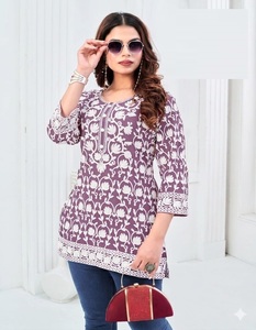 GEORGETTE Kurti Corto para Mujer, con Trabajo Completo de Bordado en la Parte Delantera y Trasera, con Mangas, Estilo Tradicional Indio para Fiestas - Product Image 3