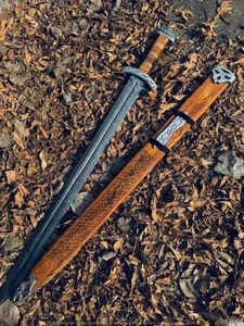 Épée à lame droite avec manche en bois, acier Damas, épaisseur 0,6 mm, lame unique, non réglable, personnalisable OEM, fabriquée à la main - Product Image 1