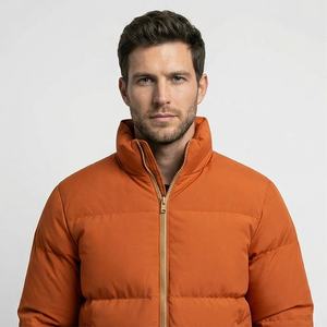 Veste matelassée élégante pour hommes avec des constructions légères et un tissu respirant pour un confort tout au long de la journée - Product Image 1