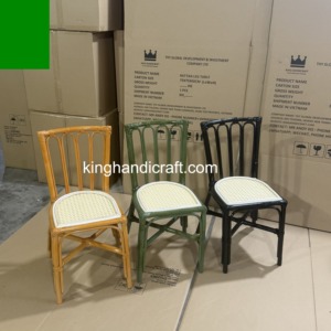 Silla Infantil de Ratán Moderna Hecha a Mano, Muebles de Alquiler para Bodas al Aire Libre, Eventos, Fiestas, Cumpleaños, Fotografía y Decoración - Product Image 1