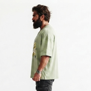 Camiseta Personalizada con Cuello en V y Estampado Frontal para Hombre, Estilo Casual, Hombros Caídos, Algodón Jersey, Estilo Urbano, Oversize, Deportiva - Product Image 4