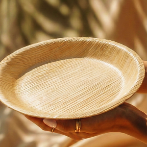 Assiette de service jetable écologique en feuille de palmier, ronde, profonde, classique, 25 cm - Product Image 2