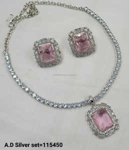 Juego de Joyería Nupcial Étnica Americana Clásica con Diamantes, Collar y Aretes de Dos Piezas para Boda y Fiesta, Plateado - Product Image 4