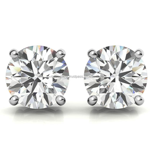 Boucle d'oreille élégante en pierre ronde simple de 2 ct avec des diamants Moissanite de qualité VVS ronds en argent 925 plaqué or - Product Image 3