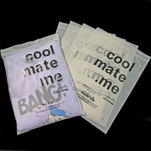 Sac de vêtement en vrac à partir de sacs écologiques d'amidon pour les détaillants éco-conscients et l'emballage de mode à grande échelle - Product Image 4