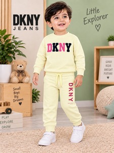 Ensemble sweat-shirt et pantalon pour enfants, qualité export, marque Stockify, manches longues, hiver, élégant, chaud, vêtements décontractés pour enfants, en vente - Product Image 1