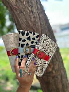 Bolso de mano de piel con estampado de animales reciclado hecho a mano para mujer, elegante monedero multiusos de Color rechoncho, tarjetero para mujer, billetera de moda - Product Image 3