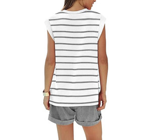 Conjunto de Top sin Mangas a Rayas para Mujer con Pantalones Cortos Grises, Estilo Casual Holgado, Cuello Redondo, Tejido de Algodón, Atuendo de Verano - Product Image 3