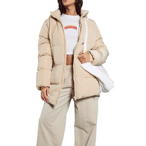 Vestes matelassées pour hommes à prix de gros, personnalisables, faible MOQ, chaudes, coupe ajustée, style streetwear, en coton imprimé - Product Image 5