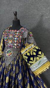 Robes de mariée afghanes traditionnelles, robes de mariage afghanes, robes de soirée formelles brodées à la main, sur mesure, vente en gros, décontractées - Product Image 4