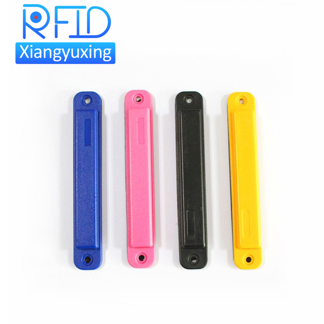Adhesive 860-960mhz on Metal RFID Labels Long Range UHF Anti Metal Tag Adhesive EPCS Gen2 Metal Tag for Asset Tracking System