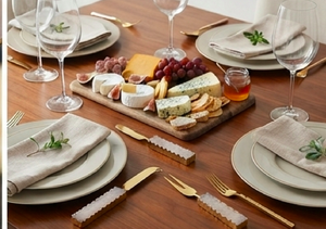 Ensemble élégant de couteaux à fromage dorés avec manches en bois, couverts en acier inoxydable pour service de fête et usage domestique - Product Image 4