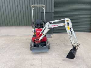 Mini-excavatrice Takeuchi TB210, poids opérationnel 2 tonnes, prix usine, pour usage domestique et construction, moteur diesel Hitachi, pompe, roulement - Product Image 4