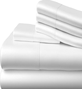 Ensemble de housse de couette blanche avec oreillers et serviettes roulées pour literie de style hôtel - Product Image 2