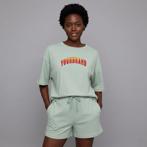 Conjunto de 2 Piezas para Mujer, 100% Algodón, Personalizado, Camiseta Oversize y Pantalones Cortos, Logotipo Bordado Personalizado, Encaje hasta la Rodilla, Ropa Deportiva Urbana - Product Image 1