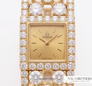 Dernière montre-bracelet unisexe de luxe à mouvement à quartz carré, style sport antique hip-hop, sertie de diamants Moissanite VVS pour hommes et femmes - Product Image 1