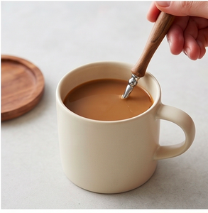 Ensemble de couverts en acier inoxydable avec manche en bois, design minimaliste, compatible lave-vaisselle, pour le camping et l'usage quotidien - Product Image 3