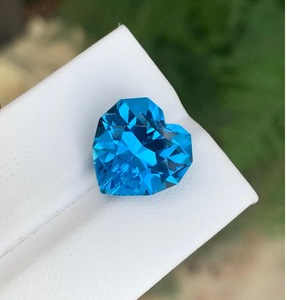 Topaze bleue suisse en forme de cœur, vente en gros, pierre précieuse naturelle, taille facetée, pierre brute pour bijoux fins - Product Image 6
