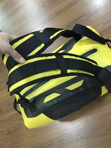Bolsa de Viaje de Lona Resistente con Múltiples Bolsillos, Bolsa de Equipaje de Gran Capacidad para Fin de Semana, para Hombres y Mujeres, para Viajes Cortos, Color Gris - Product Image 5