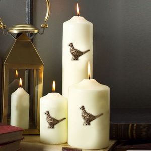 Juego de 2 Portavelas con Alas de Ángel Chapadas en Oro para Decoración de Mesa, Diseño Artesanal con Tema Religioso Minimalista - Product Image 3