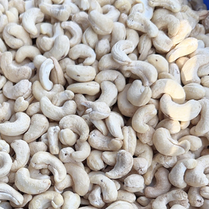 เม็ดมะม่วงหิมพานต์คุณภาพ A180 ซานติโก้ แวกซ์เวียดนาม คั่วพร้อมทาน ราคาถูก โปรโมชั่นพิเศษ ขนาดตัดตามสั่ง - Product Image 1