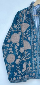 Chaqueta Unisex de Terciopelo Turquesa Bordada, Abrigo Bohemio Floral, Prenda Exterior Artesanal de Arte Folclórico, Algodón Transpirable de Artesano Indio - Product Image 6