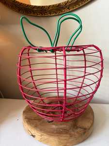 Cesta de Metal Recubierta Vintage para Recoger Huevos o Frutas, con Forma de Manzana o Tomate - Product Image 6