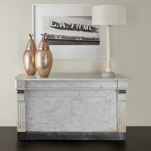 Urne décorative classique en métal avec couvercle, accent de table console ornementale - Product Image 1