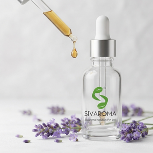 Huile essentielle de lavande en vrac pour les fabricants |   Huile aromatique botanique polyvalente pour parfums, cosmétiques, savons, bougies - Product Image 3