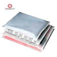 Sacs d'emballage pour vêtements 9x12 pouces, sacs en plastique à fermeture éclair givrés personnalisés pour vêtements, sac pour t-shirt