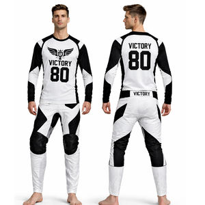 Ensemble maillot et pantalon de motocross personnalisés pour homme – Équipement de course MX, tenue de moto tout-terrain et VTT, vêtements respirants haute performance - Product Image 2