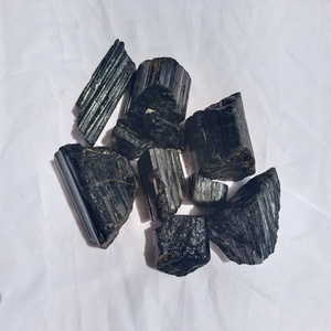 Pierre brute de tourmaline noire naturelle, écologique, Feng Shui, vente en gros, cristal brut en vrac pour la protection énergétique et la décoration intérieure - Product Image 2