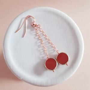 Boucles d'oreilles pendantes en agate rouge en forme de pièce de monnaie, pierre précieuse naturelle rouge foncé, bijoux faits à la main plaqués argent pour femmes - Product Image 5