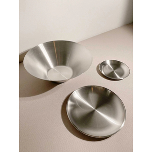 Bol à salade classique en acier inoxydable doré et argenté, plat de service luxueux en métal pour salade et chocolat, non toxique, compatible lave-vaisselle - Product Image 4