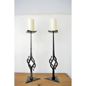 Candélabre en fer forgé fait main à 3 niveaux, support de bougies en métal à motifs pour bougies piliers, centre de table de luxe pour mariage, décoration intérieure - Product Image 3