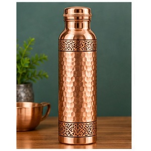 Bouteille d'eau en cuivre pur avec finition martelée, design vintage, portable, pour les voyages - Product Image 5