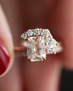 Anillo de compromiso, boda y aniversario para mujer con diamante de corte radiante color melocotón de 2.00 CT, chapado en oro y rodio, de lujo, certificado por IGI. - Product Image 3