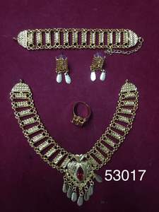 Ensemble de colliers choker indiens traditionnels avec pierres rouges, bijoux de mariée et de fête, modèle n° 53009 (Finition Or/Argent) - Product Image 5