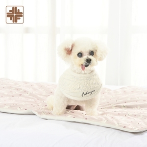 Bandana lavable en machine pour chien couleur unie coton vierge sur le col - Product Image 4