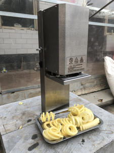 Machine à tordre les pommes <span class=keywords><strong>de</strong></span> <span class=keywords><strong>terre</strong></span> en acier inoxydable / <span class=keywords><strong>Coupe</strong></span>-<span class=keywords><strong>spirale</strong></span> pour faire des chips <span class=keywords><strong>de</strong></span> pommes <span class=keywords><strong>de</strong></span> <span class=keywords><strong>terre</strong></span> en forme <span class=keywords><strong>de</strong></span> tour <span class=keywords><strong>de</strong></span> Tornado HJ-ST20 - Product Image 2