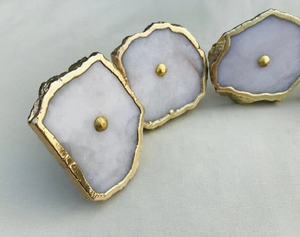 Agate blanche naturelle, classiques, bouton d'agate, Feng Shui, fait à la main pour la décoration de la maison et la prospérité du bureau, outils de création de richesse - Product Image 2