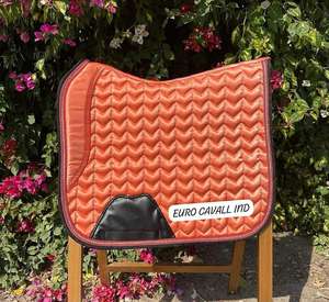 Euro Cavall Satin Loire - Forro de malla de tela satinada, tela exterior mate y brillante, almohadilla de silla de montar para equitación, doma y salto, con amortiguación. - Product Image 6