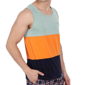 เสื้อกล้ามวิ่งผู้ชายผ้าคอตตอนผสมสแปนเด็กซ์ ระบายอากาศได้ดี แห้งเร็ว คอวี ตัดเย็บแบบ OEM น้ำหนักเบา ผ้าตาข่ายแบบมีรูพรุน รับผลิตตามแบบ OEM - Product Image 3