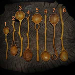 Cuillère à café en bois sculptée à la main avec décor d'oiseau, ustensile noir pour la cuisine, compatible lave-vaisselle et micro-ondes, pour la décoration de la cuisine - Product Image 2