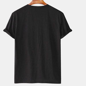 T-shirts pour hommes en tissu doux, inspirés des tendances, conçus pour la salle de sport, l'entraînement, l'usage quotidien et le style streetwear décontracté. - Product Image 2