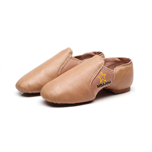 Chaussures de danse jazz souples pour femmes MBAANI en cuir véritable style ballerine avec logo étoile - Product Image 3