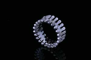 แหวนแต่งงานแบบหลายแถวทันสมัย ทองคำขาว 10K 14K 18K ประดับเพชรทรงบาแกตต์ขนาด 6.95 กะรัต ผลิตในห้องปฏิบัติการ รับรองโดย IGI - Product Image 6