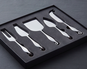 Set Of 4 Stainless Steel Cheese Knives With Silver Plated Finished Perfect For Hotel Ware Accessory And Elegant Serving Use - Product Image 6